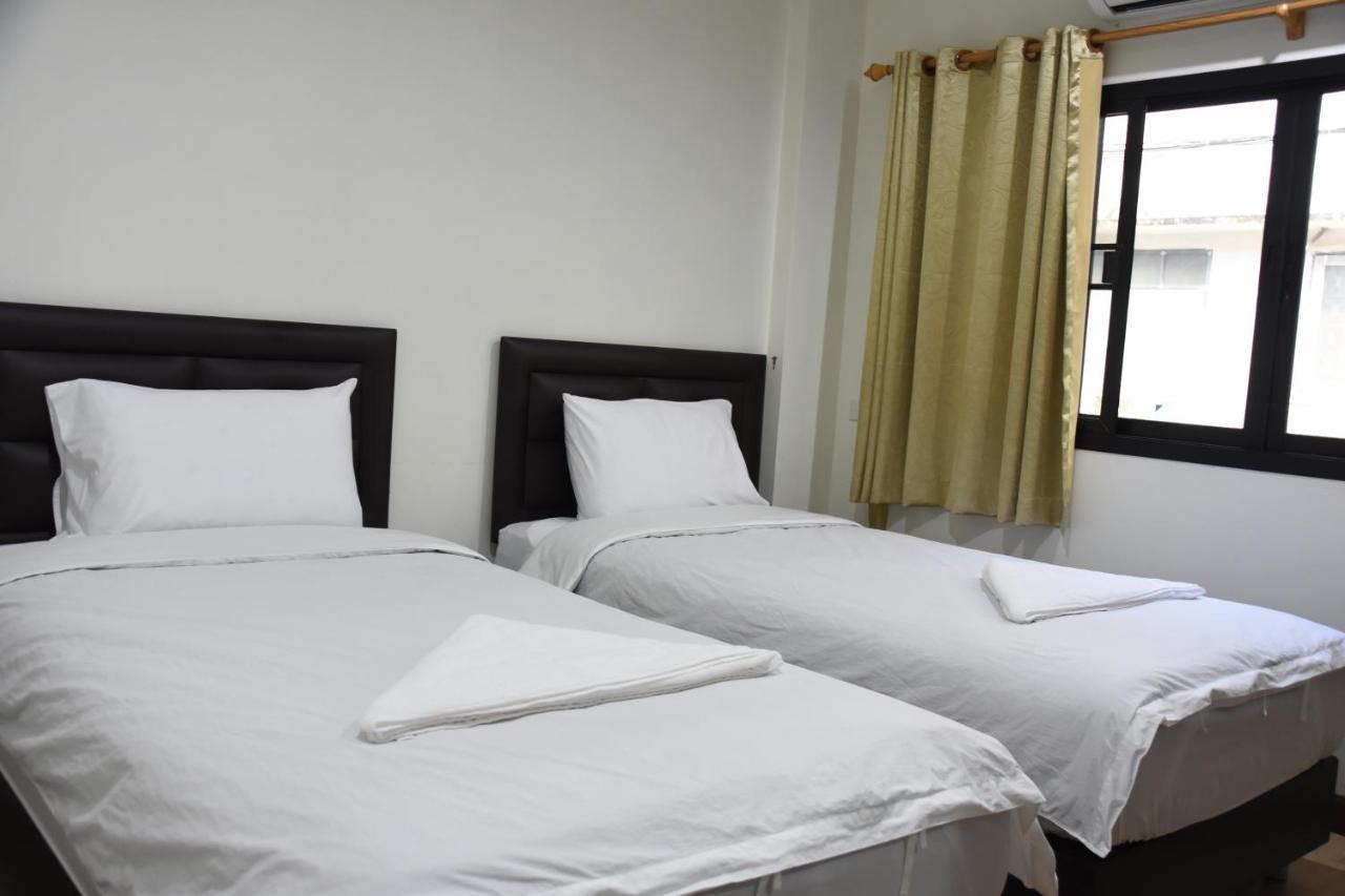 Chaiwat Guesthouse Bangkok Kültér fotó